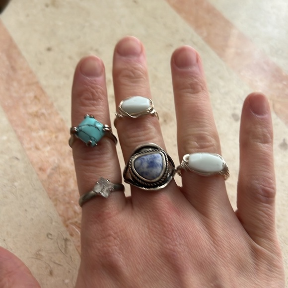 JEWELRY BUNDLE - Picture 9 of 9